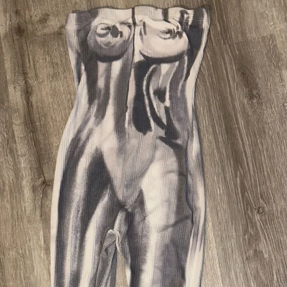 FASHION NOVA THERMAL JUMPSUIT - Picture 1 of 1